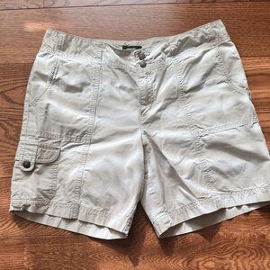 Eddie Bauer Light Tan Cargo Shorts